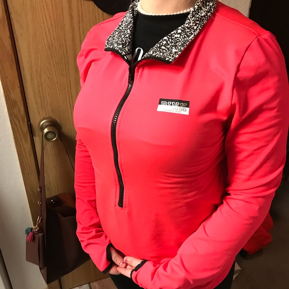 PINK ULTIMATE PULLOVER HALF ZIP - Picture 1 of 3